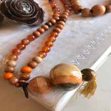 Carica l'immagine nel visualizzatore di Gallery, Mala Corniola Legno & Ceramica Greca