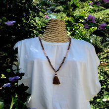 Carica l&#39;immagine nel visualizzatore di Gallery, Mala Giada Morganite &amp; Legno
