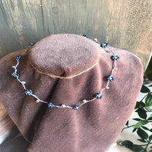 Carica l&#39;immagine nel visualizzatore di Gallery, Il Girocollo Daisy Silver Blue
