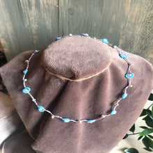 Carica l&#39;immagine nel visualizzatore di Gallery, Il Girocollo Daisy Silver Light Blue
