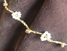 Carica l&#39;immagine nel visualizzatore di Gallery, Il Girocollo Daisy Gold White
