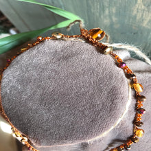 Carica l&#39;immagine nel visualizzatore di Gallery, Il Girocollo Luce Copper
