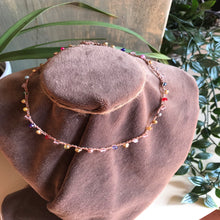 Carica l&#39;immagine nel visualizzatore di Gallery, Il Girocollo Luce Colourful
