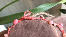 Carica l&#39;immagine nel visualizzatore di Gallery, Il Girocollo Luce Pink Coral
