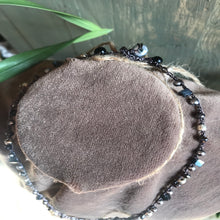 Carica l&#39;immagine nel visualizzatore di Gallery, Collana Luce Canna da Fucile
